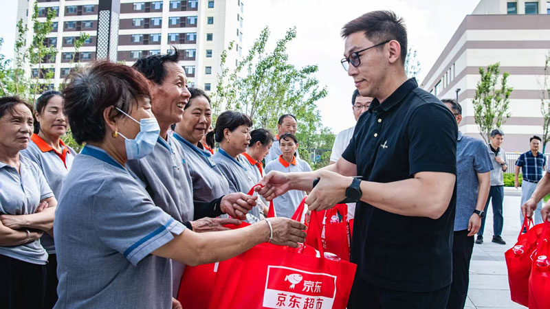 高溫慰問(wèn)